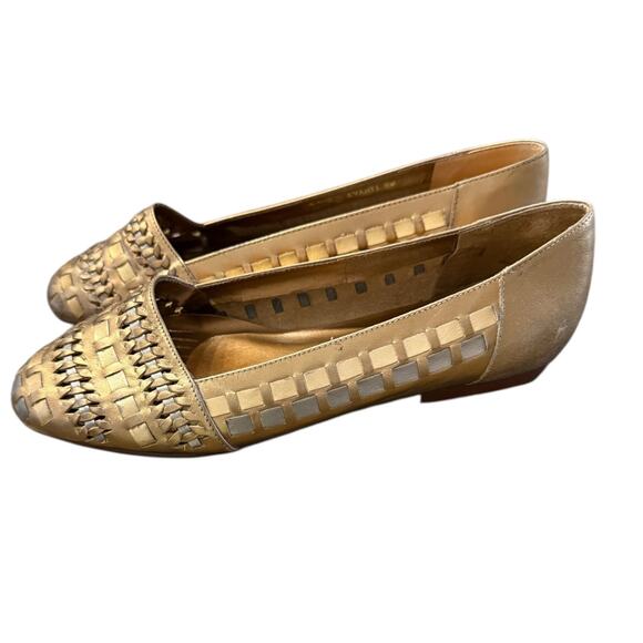 Trotters Avanti Gold Leather Heeled Loafers Size 6M - Picture 4 of 6